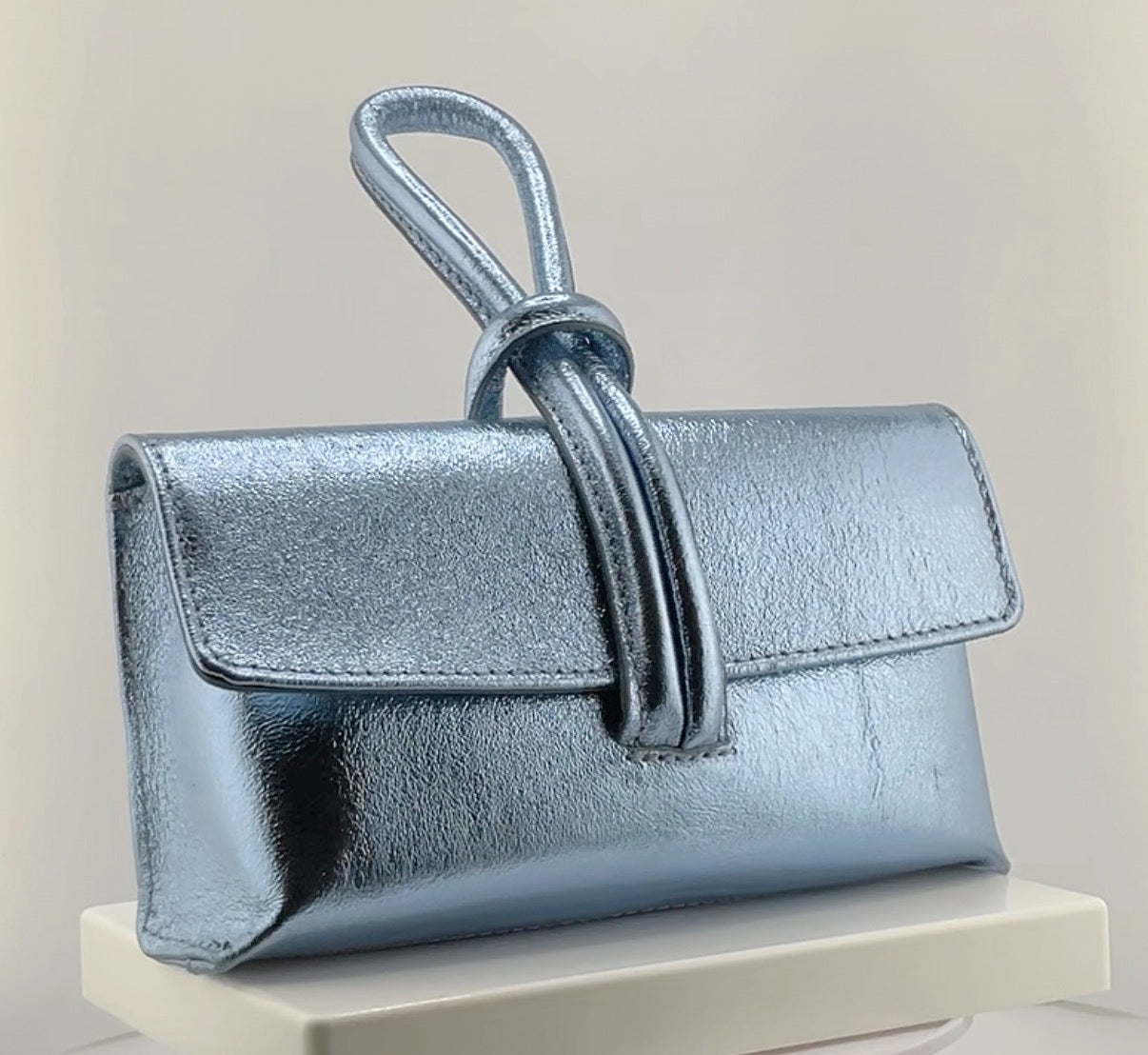 Esti Metallic